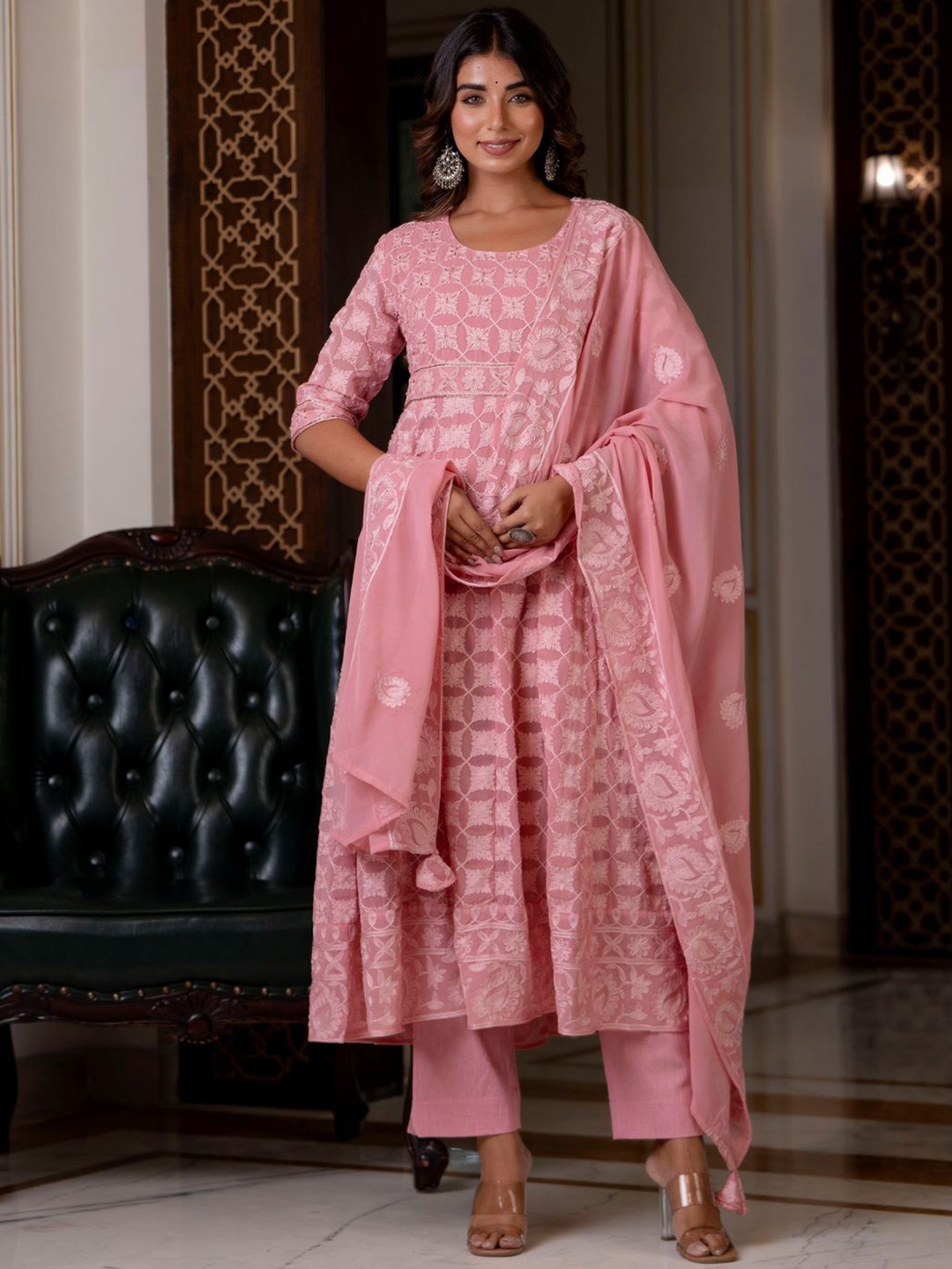 

VASVI Ethnic Motifs Embroidered Panelled Thread Work Kurta With Trousers & Dupatta, Peach