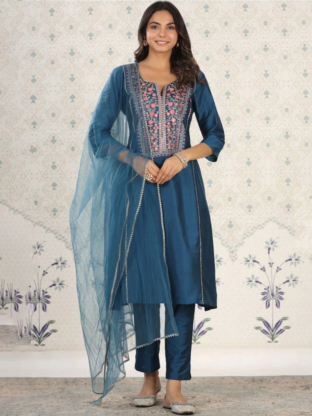 

KALINI Floral Embroidered Gotta Patti Chanderi Silk Kurta with Trousers & Dupatta, Teal