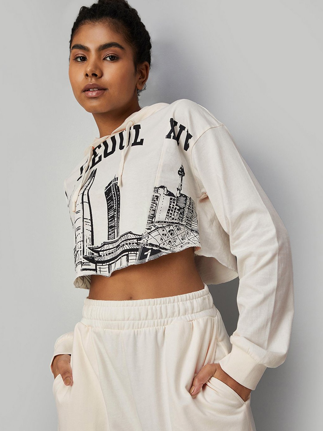 

max Women Graphic Printed Hood Cotton T-Shirt, Off white