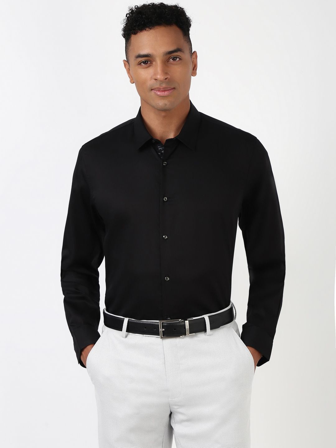 

Peter England Men Spread Collar Solid Cotton Slim Fit Formal Shirt, Black
