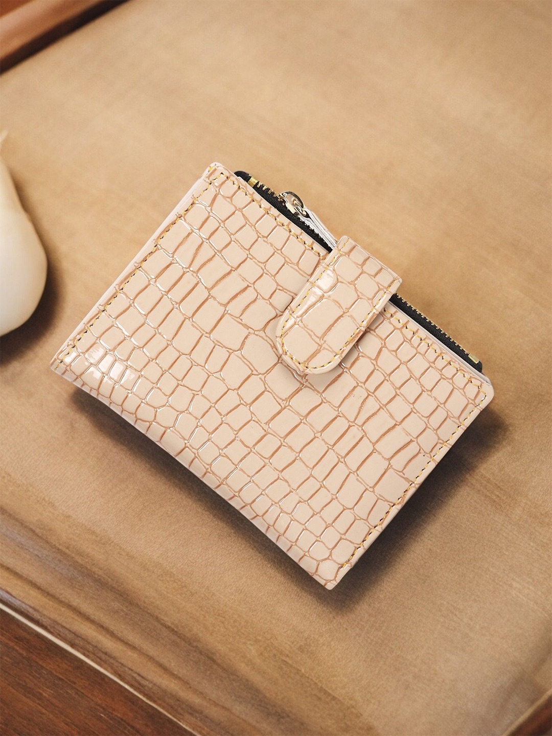 

SAMTROH Women Geometric Printed PU Two Fold Wallet, Cream