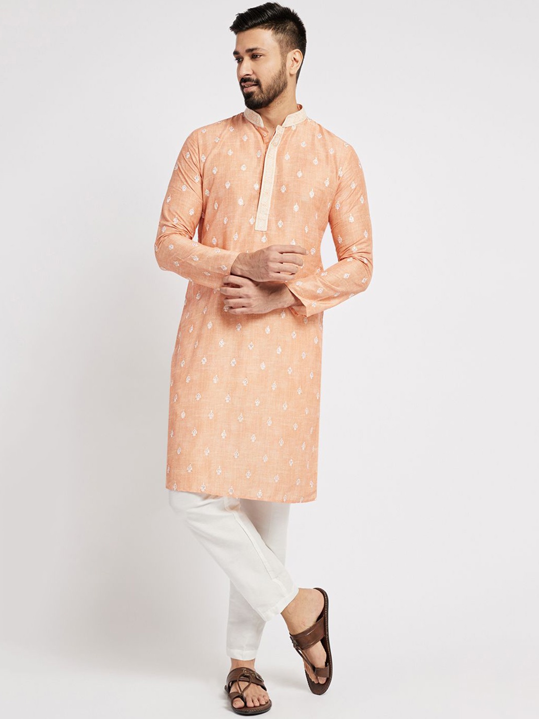 

Ethnic India Ethnic Motifs Embroidered Sequinned Mandarin Collar Straight Kurta, Orange