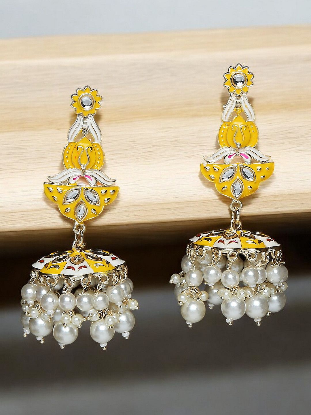 

Anouk Gold Toned Kundan Meenakari Drop Errings