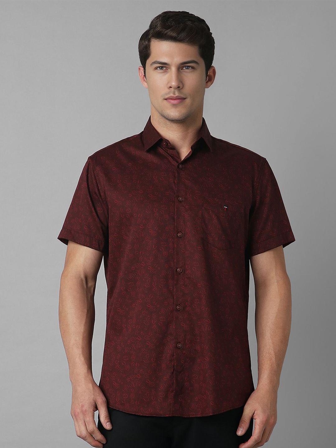 

Louis Philippe Sport Men Spread Collar Floral Printed Cotton Slim Fit Casual Shirt, Maroon