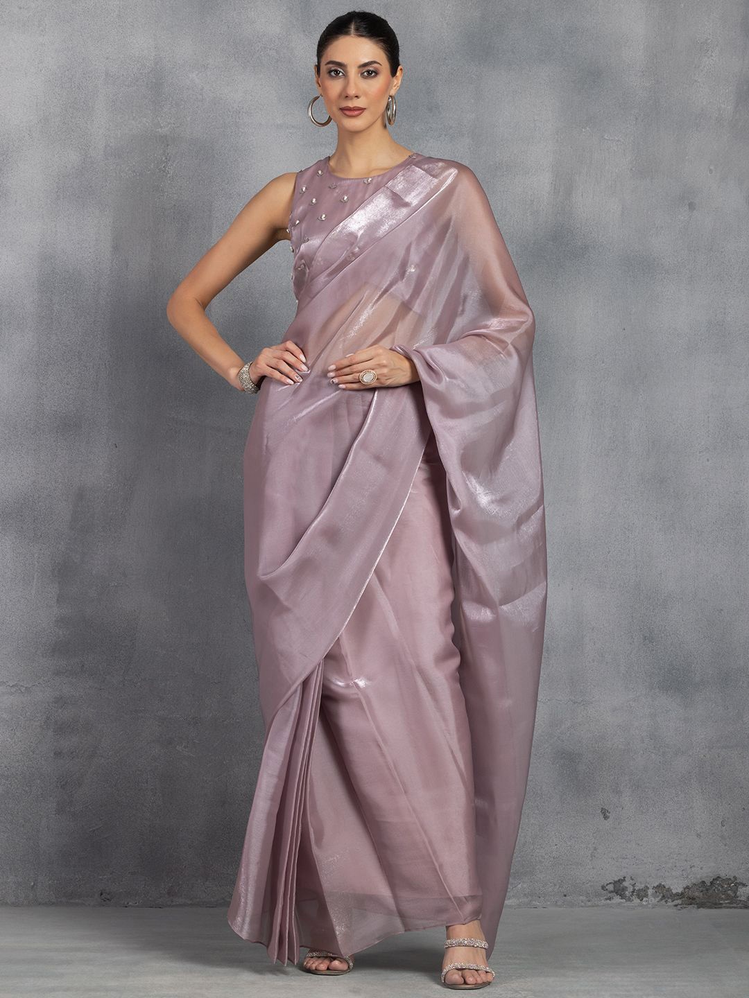 

Rang by Indya Organza Solid Saree, Pink