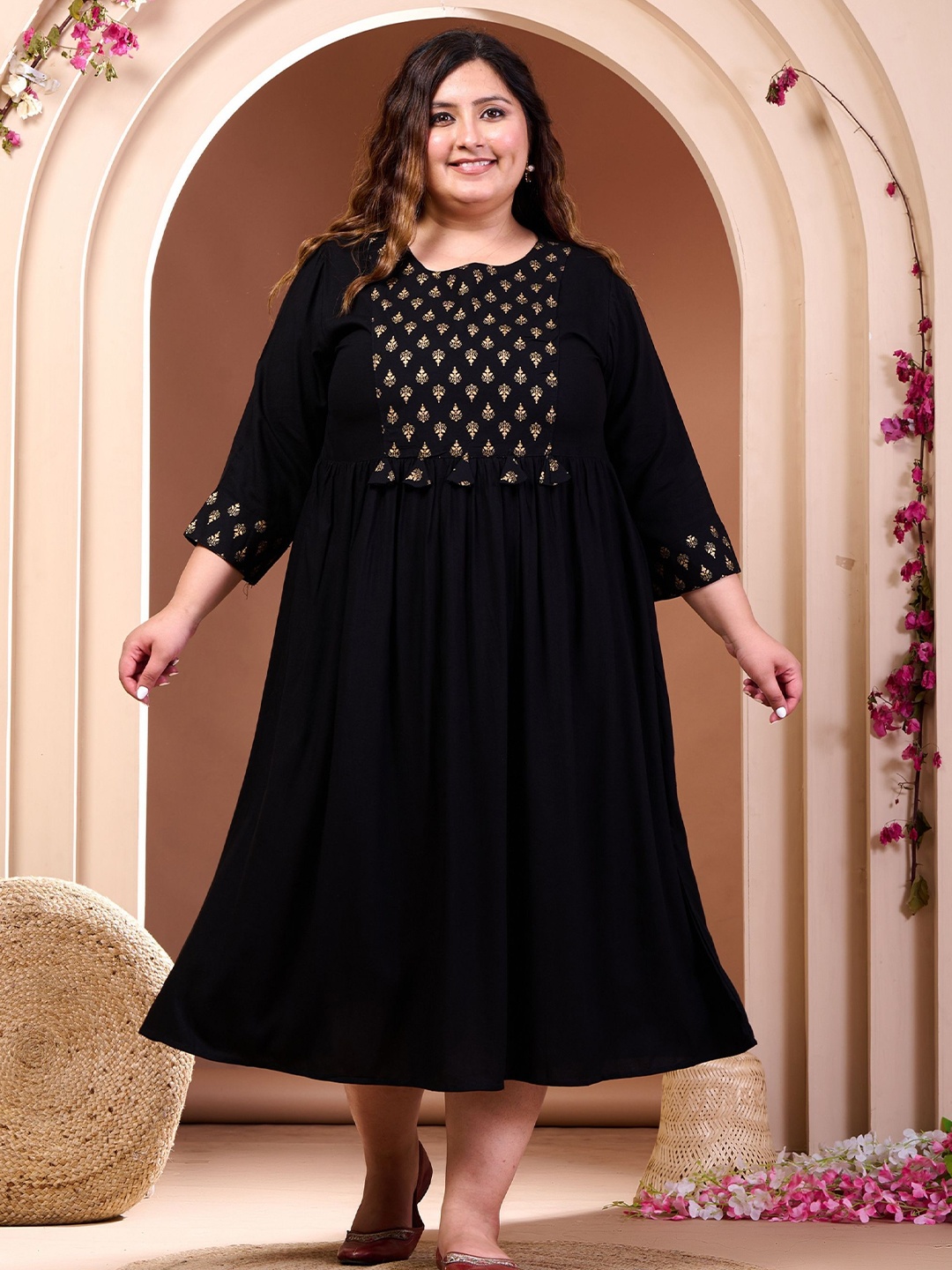 

PrettyPlus by Desinoor.com Ethnic Motifs A-Line Midi Plus Size Dress, Black