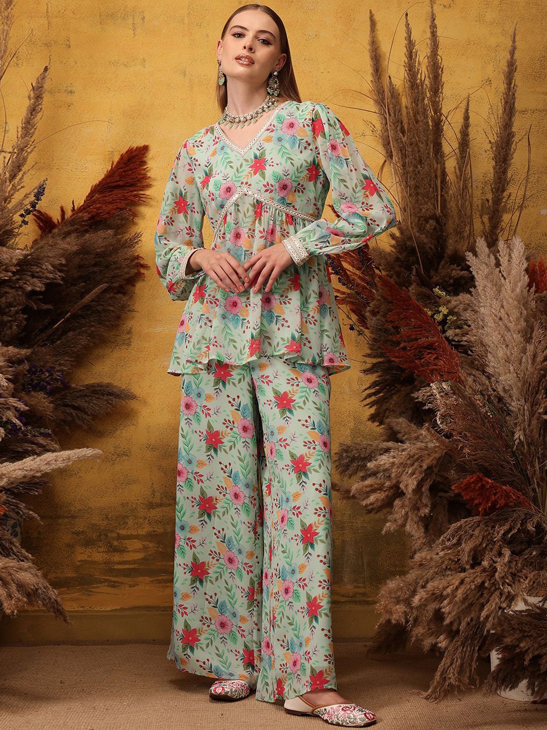 

indo street Floral Printed Empire Mirror Work Kurti with Palazzos, Green