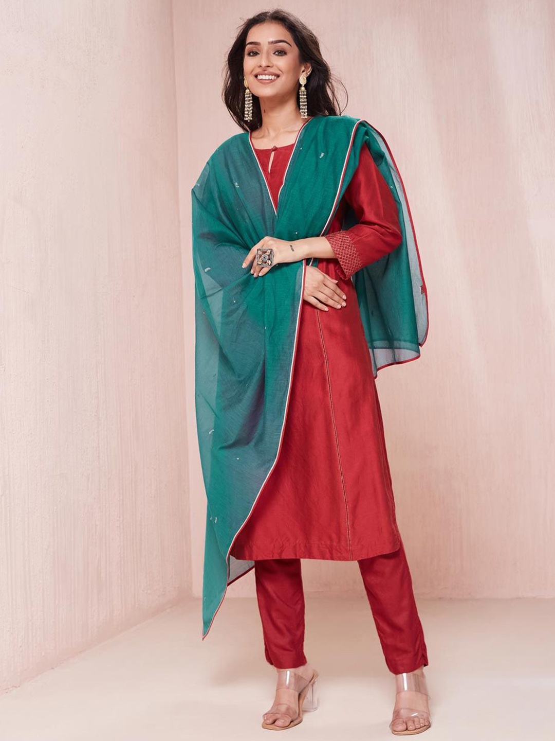 

Fabindia Paisley Embroidered Cotton Silk Dupatta with Zari, Teal