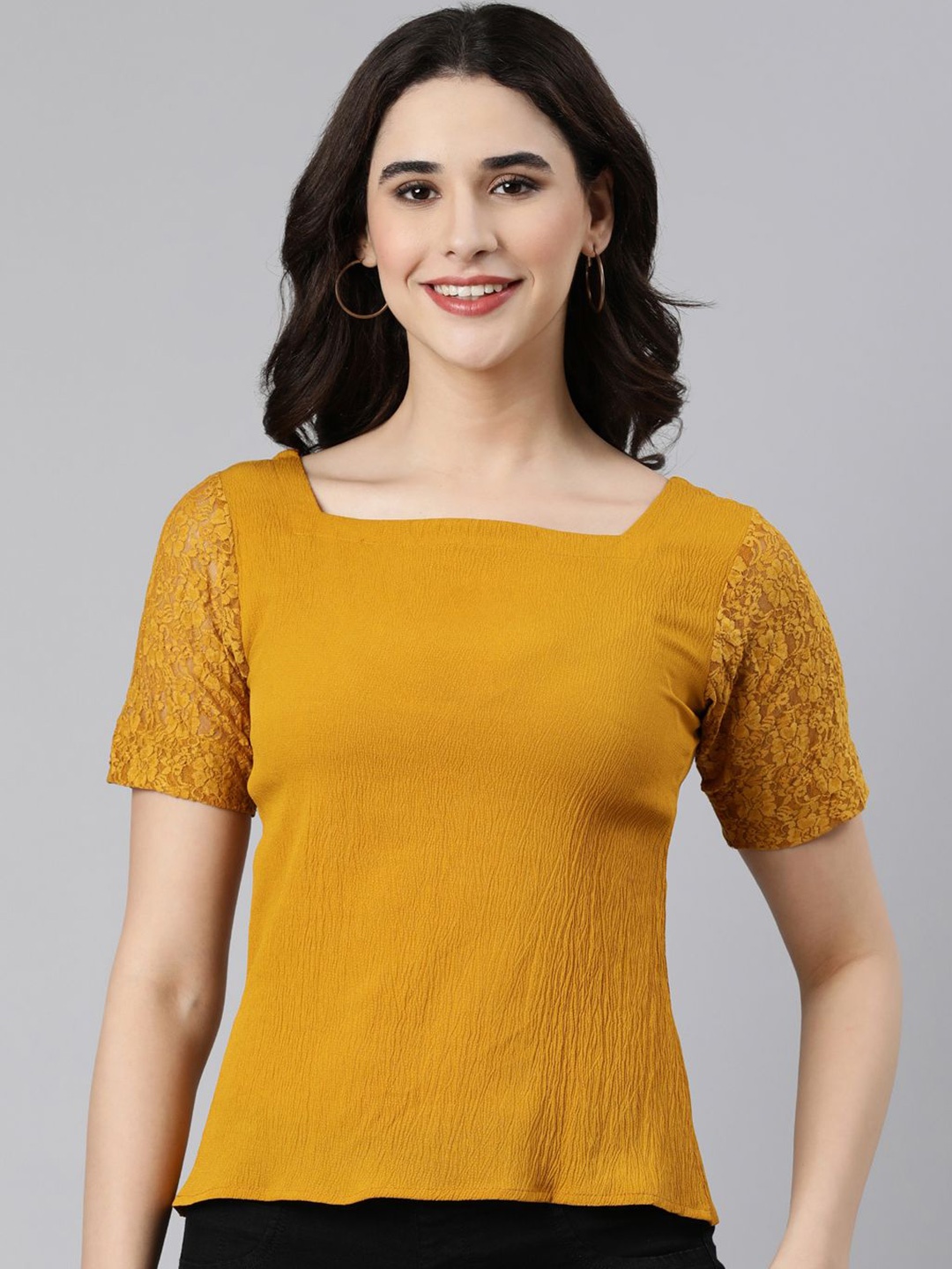 

TWIN BIRDS Solid Square Neck Lace Top, Yellow