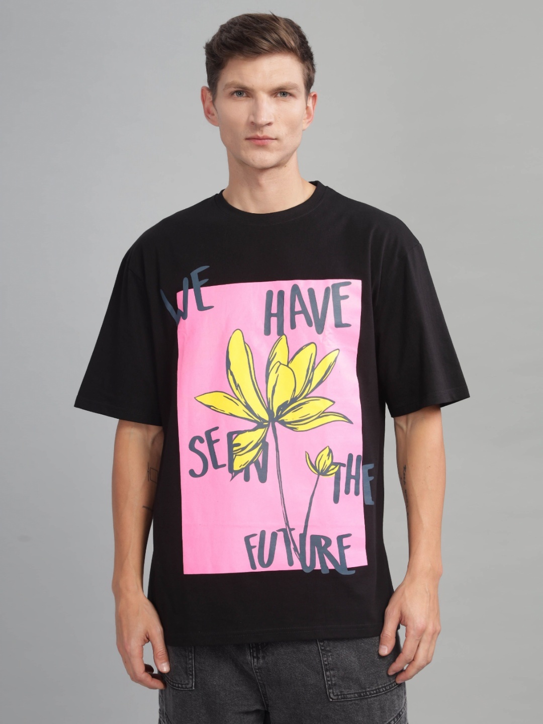 

TOMHIDDLE Men Graphic Printed Round Neck Cotton Oversized T-Shirt, Black
