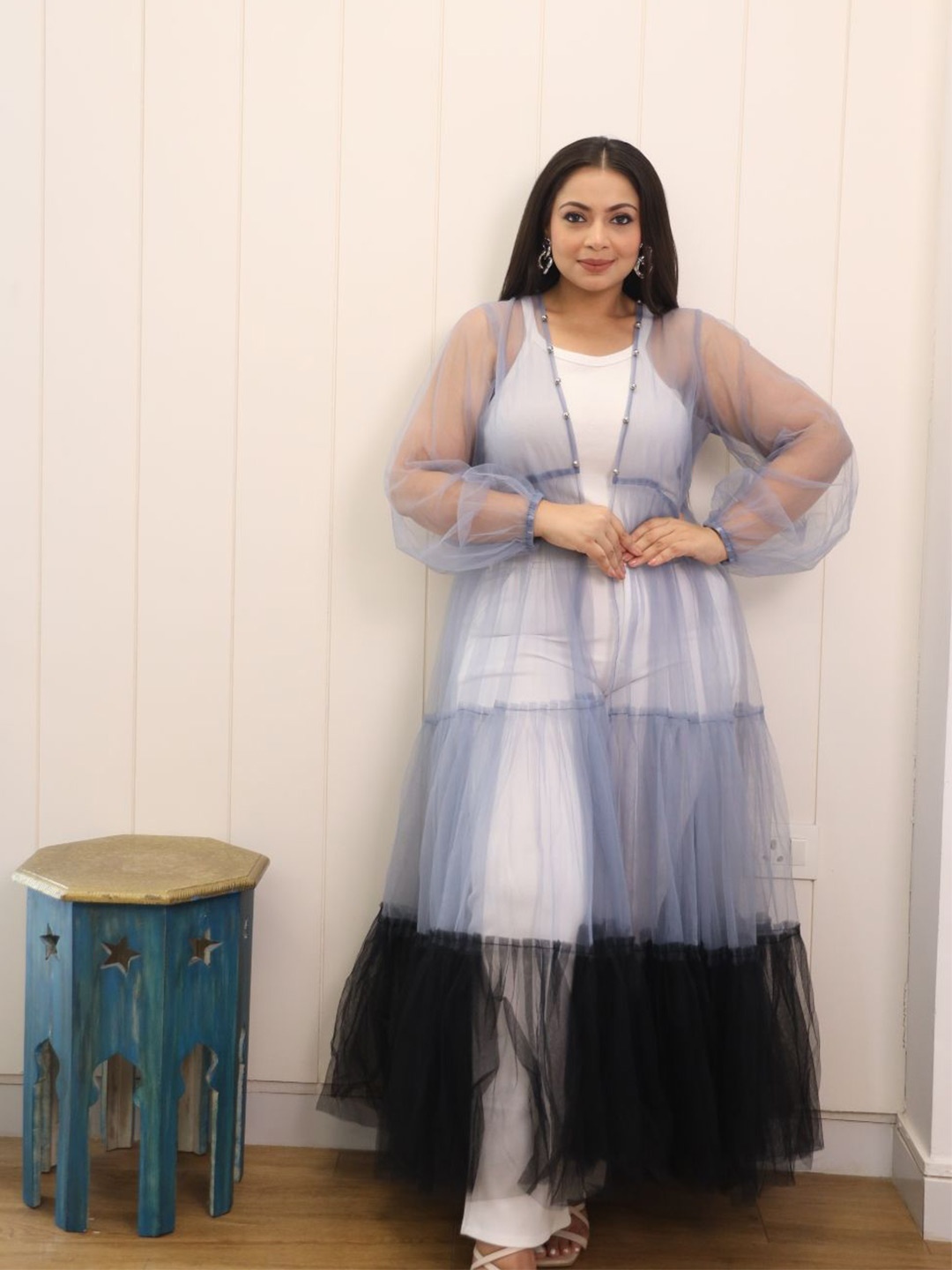 

Swadeshi Shringaar Colourblocked Beaded Longline Open Front Shrug, Grey