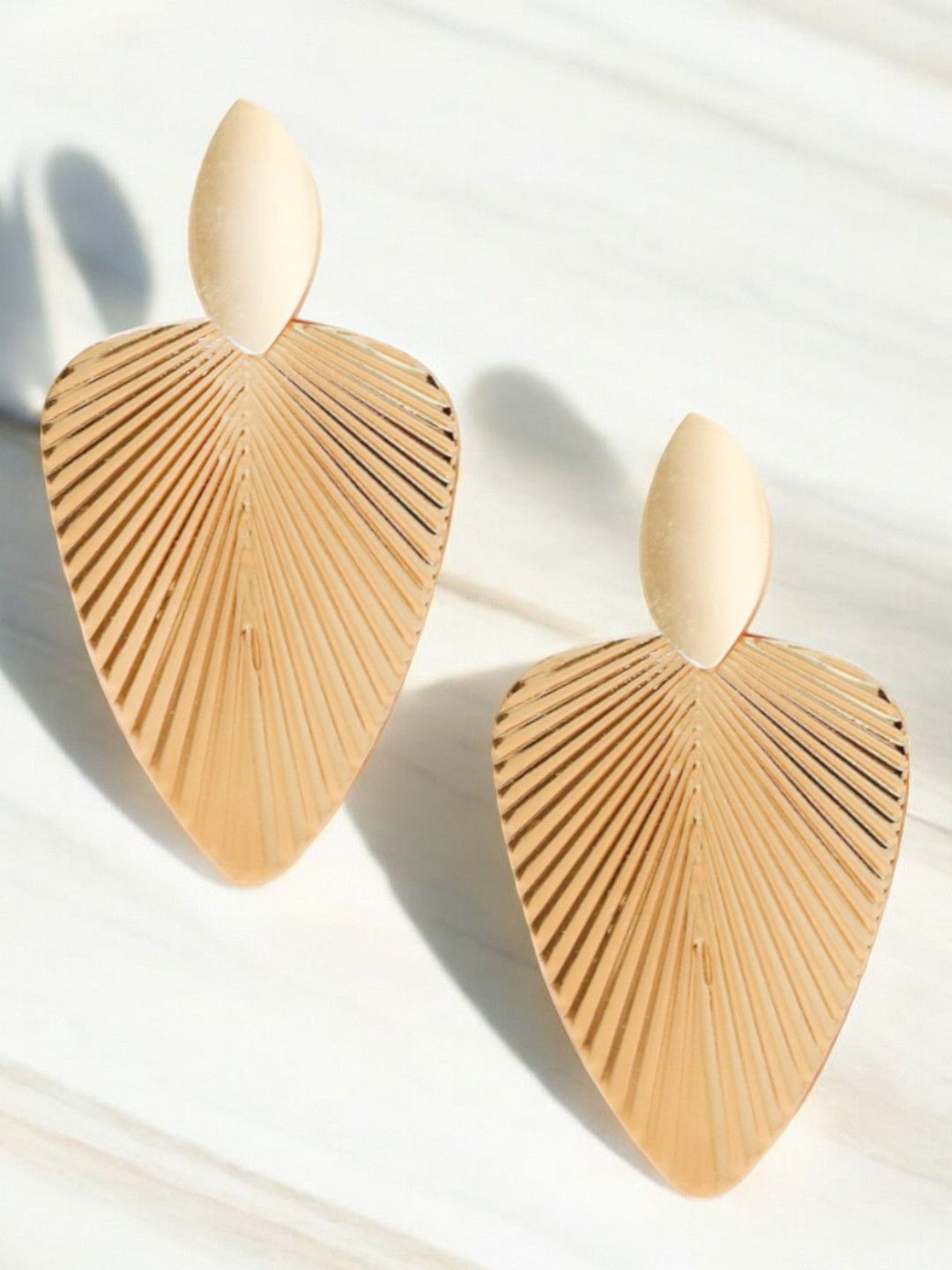 

fabula Leaf Shape Drop Earrings, Gold