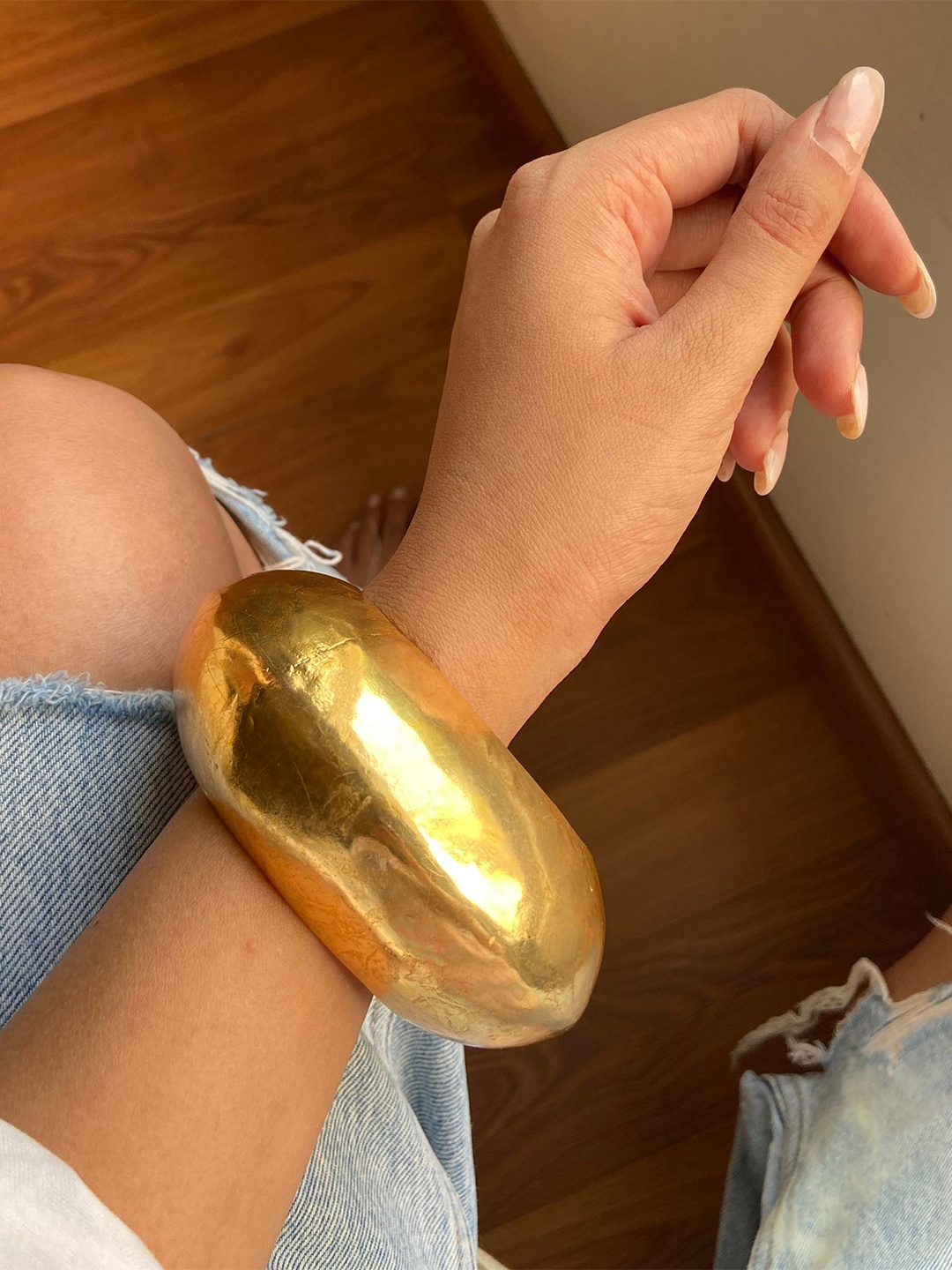 

leshya Brass Round Bangle, Gold