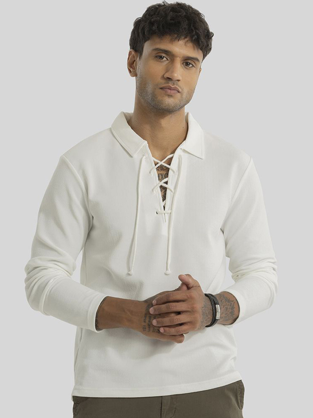 

Snitch Men Solid Polo Collar Slim Fit T-shirt, White
