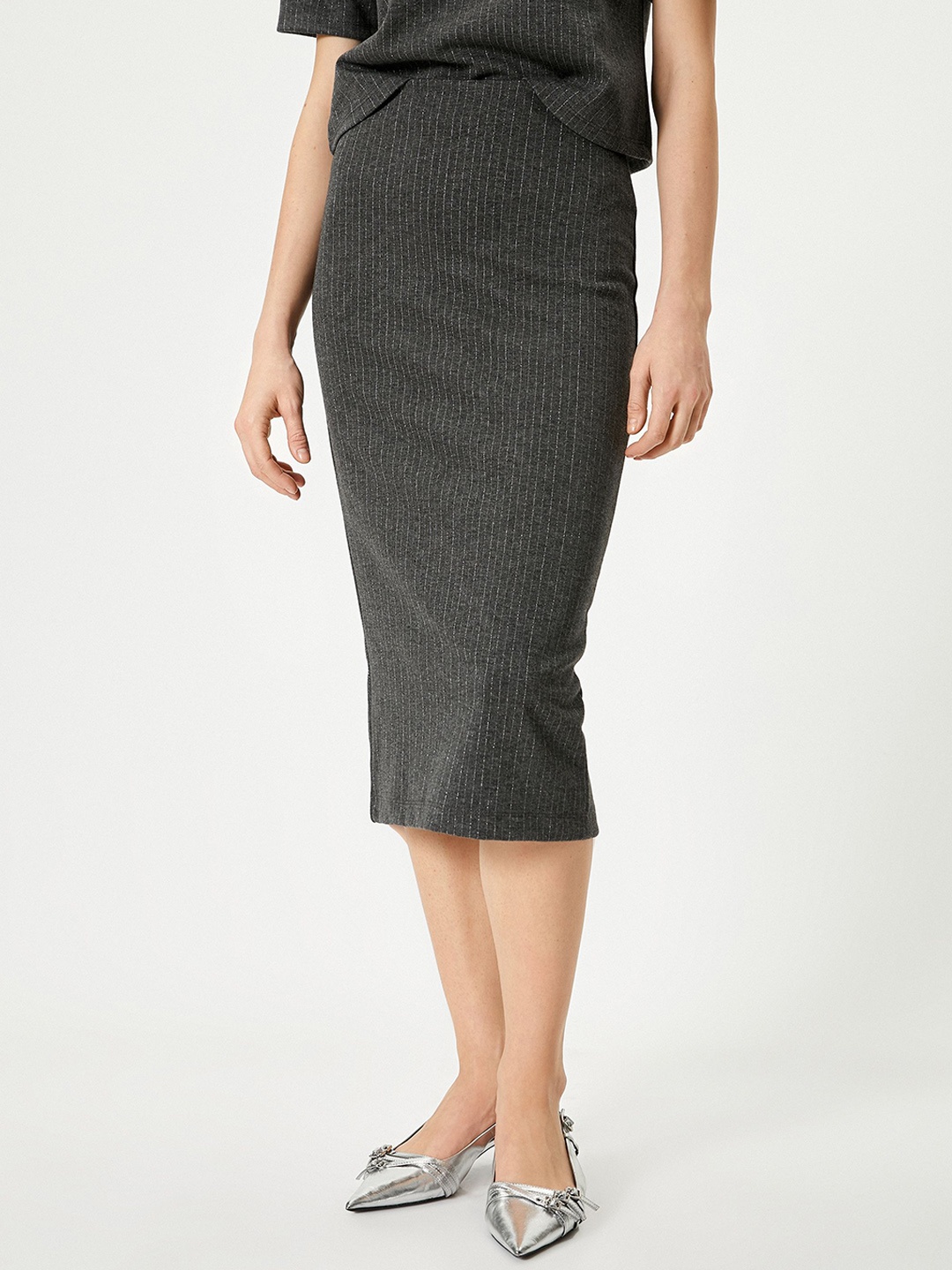 

Koton Women Pencil Knee Length Skirts, Grey