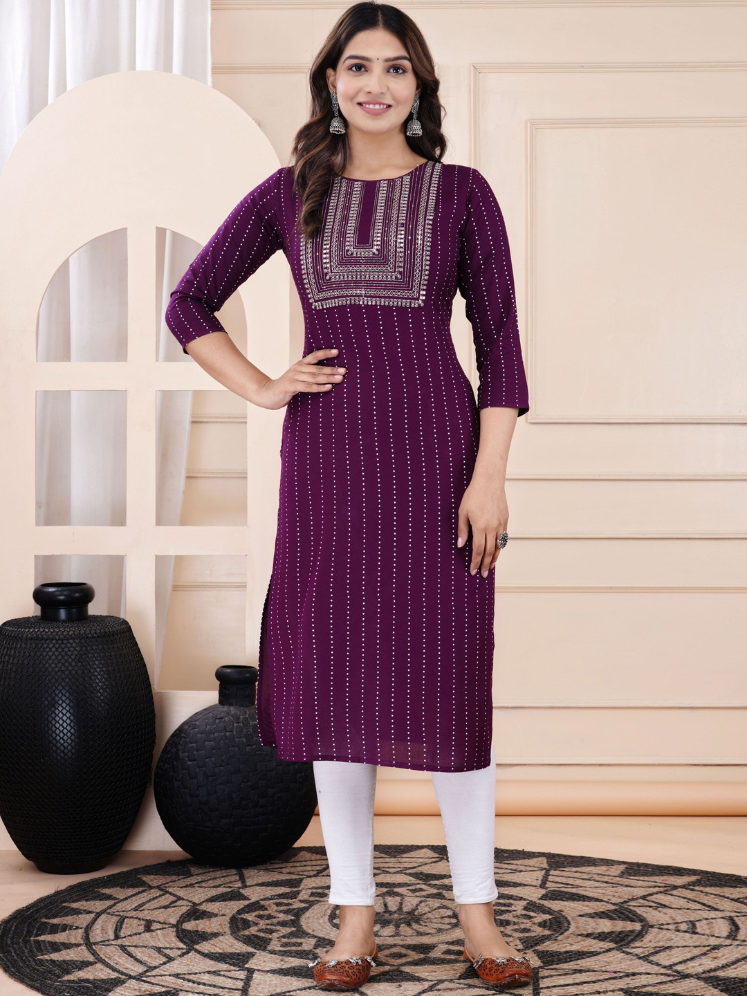 

AAYUMI Striped Round Neck Sequinned Straight Kurta, Purple