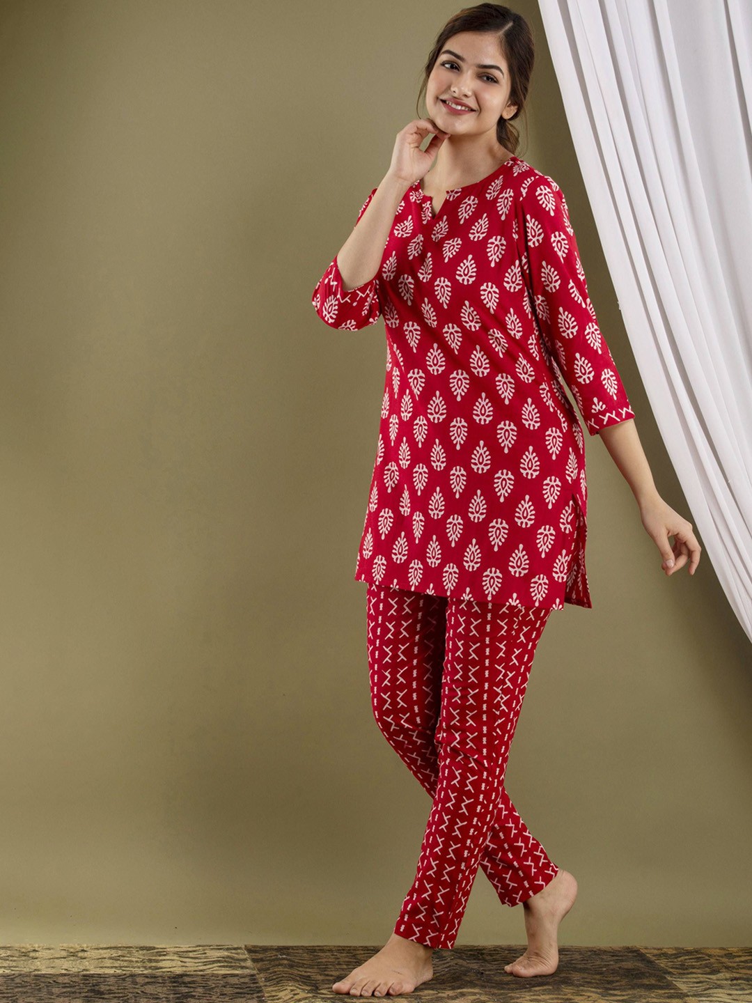 

P3D CREATION Printed Ethnic Motifs Pure Cotton Kurti with Pyjamas, Red