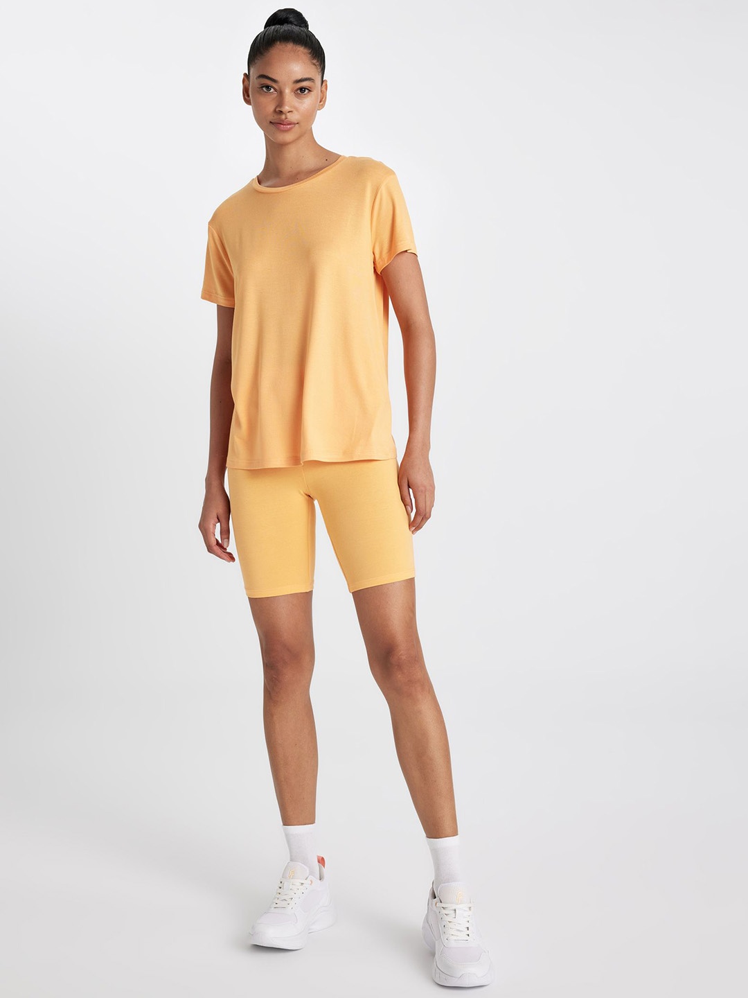 

DeFacto Above Knee High Rise Gym Tights, Orange