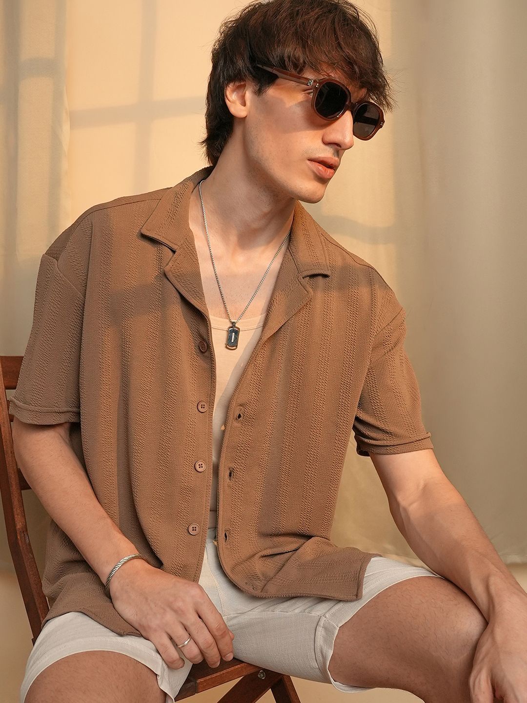 

Campus Sutra Men Comfort Self Design Oversized Casual Shirt, Brown