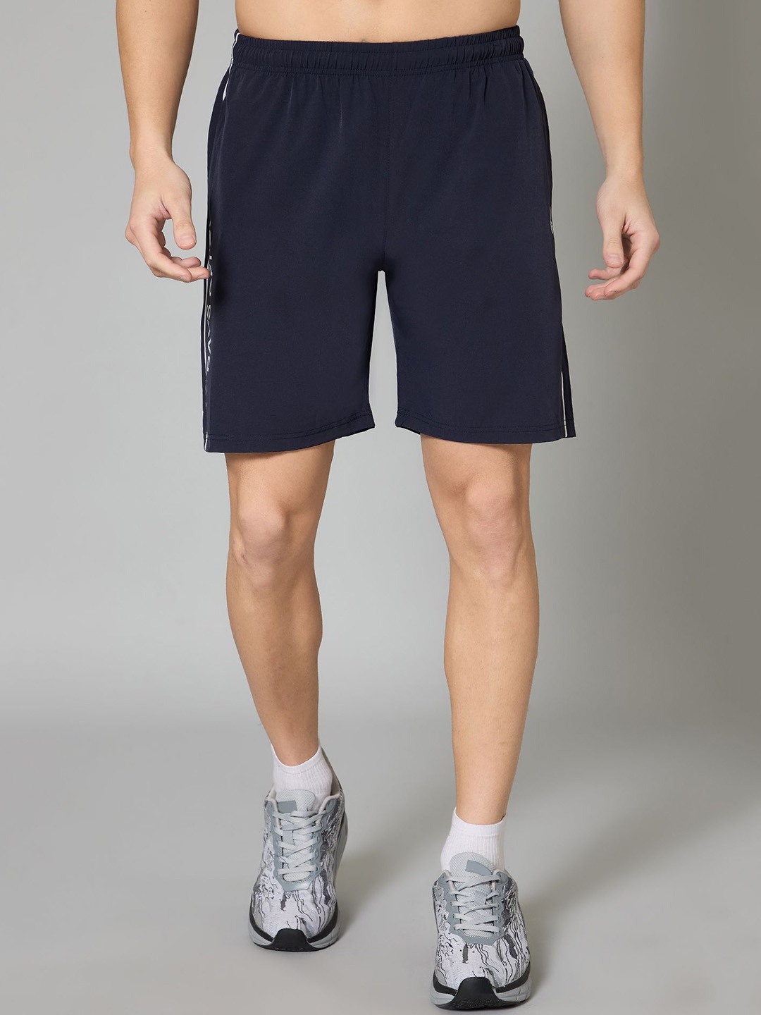 

TURNFIT Men Training or Gym Sports Shorts, Navy blue