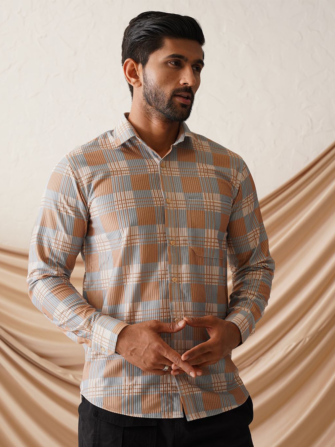 

Indian Needle Men Classic Checked Casual Shirt, Beige