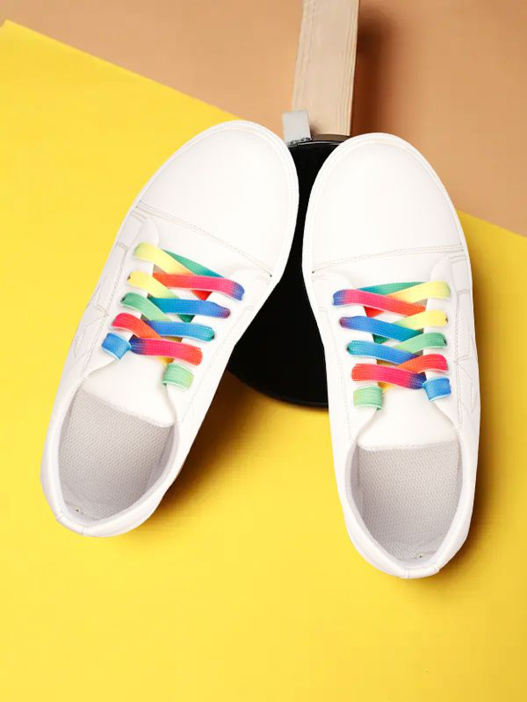 

AROOM Women Round Toe Lightweight Sneakers, White