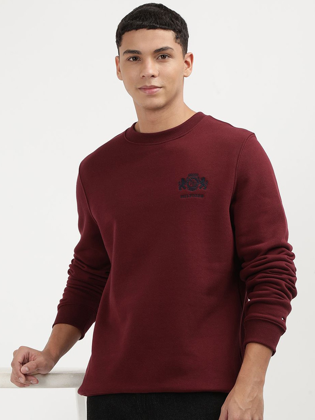 

Tommy Hilfiger Men Embroidered Solid Knitted Sweatshirt, Maroon