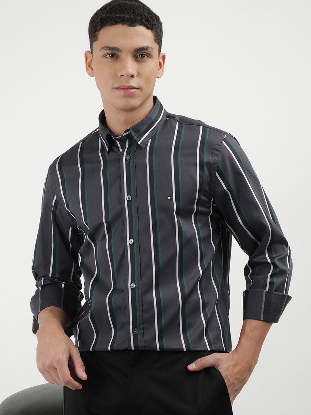 

Tommy Hilfiger Men Vertical Striped Casual Shirt, Grey