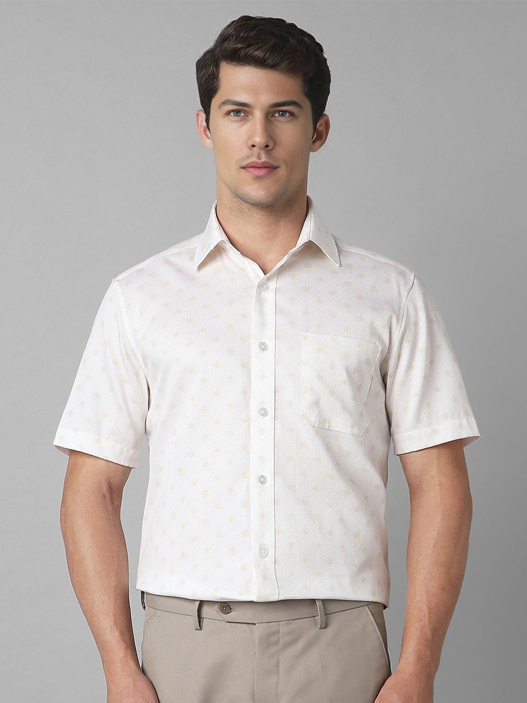 

Louis Philippe Men Classic Spread Collar Floral Printed Cotton Formal Shirt, White