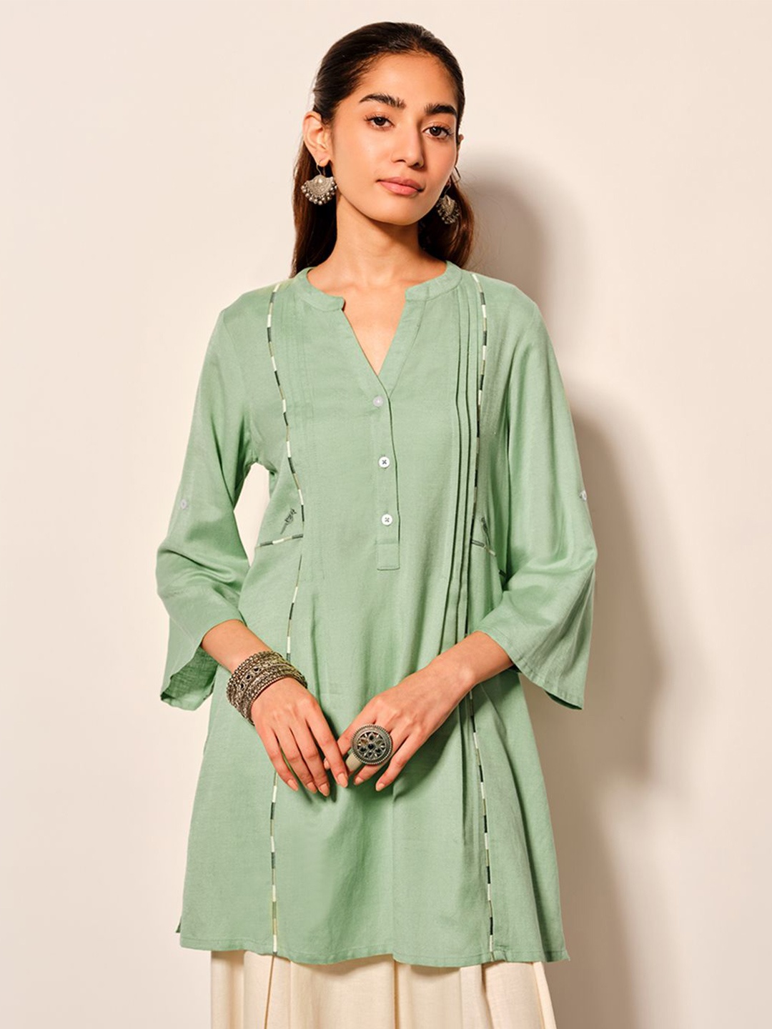 

Global Desi Mandarin Collar Tunic, Green