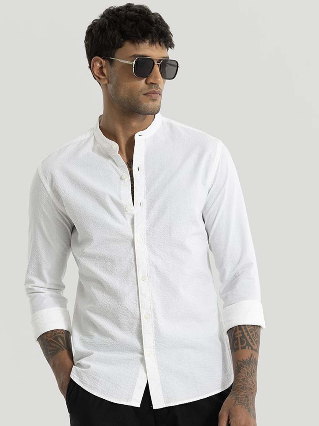 

Snitch Men Smart Slim Fit Solid Mandarin Collar Casual Shirt, White