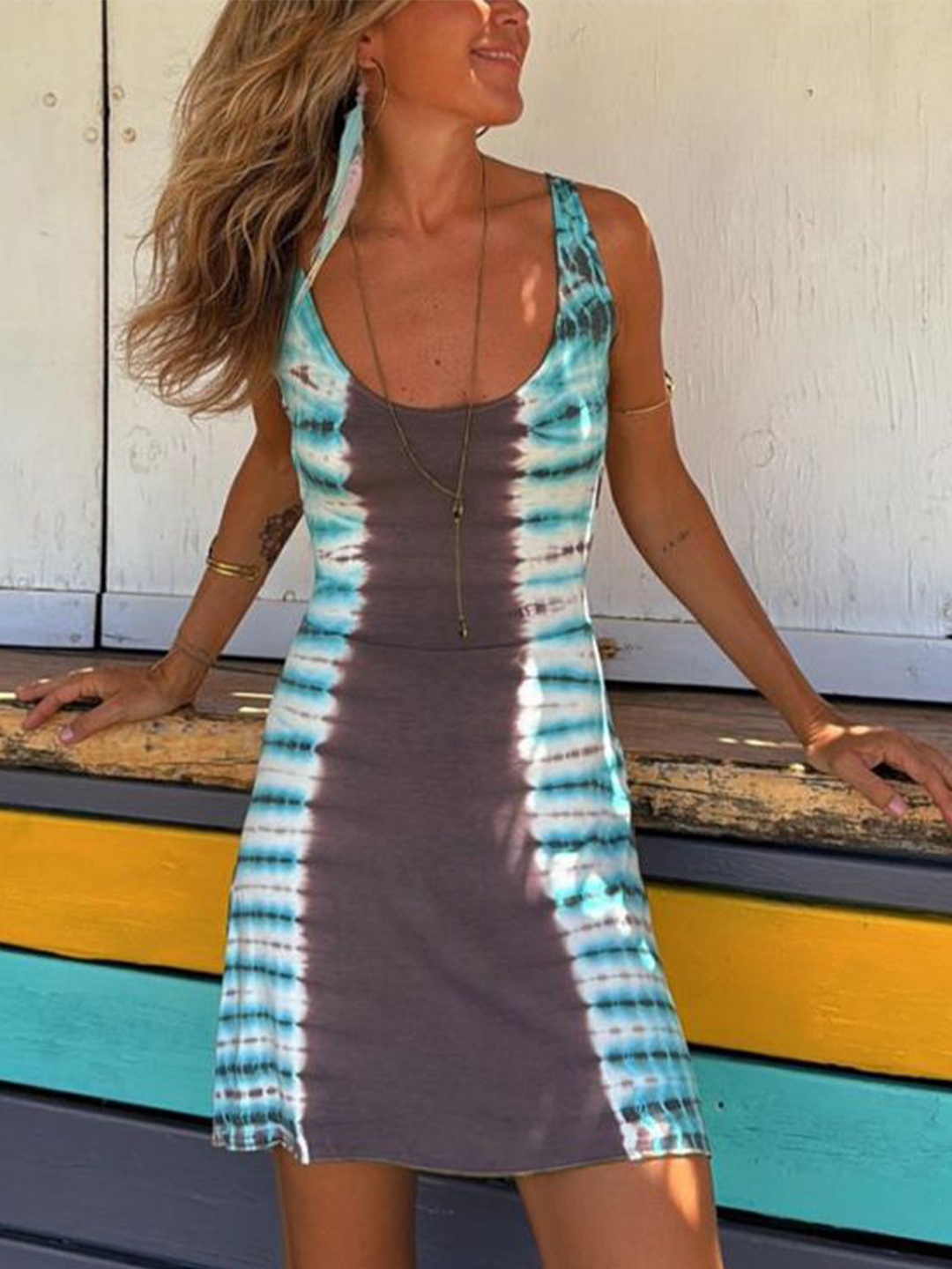 

StyleCast x Revolte Tie and Dye Sheath Dress, Grey