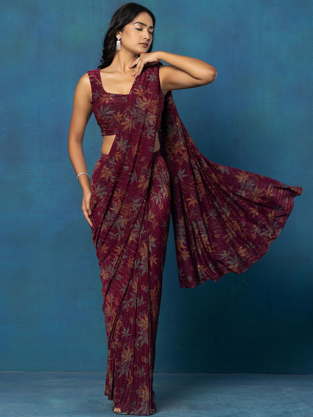 

Rang by Indya Floral Beads and Stones Ready to Wear Saree, Purple