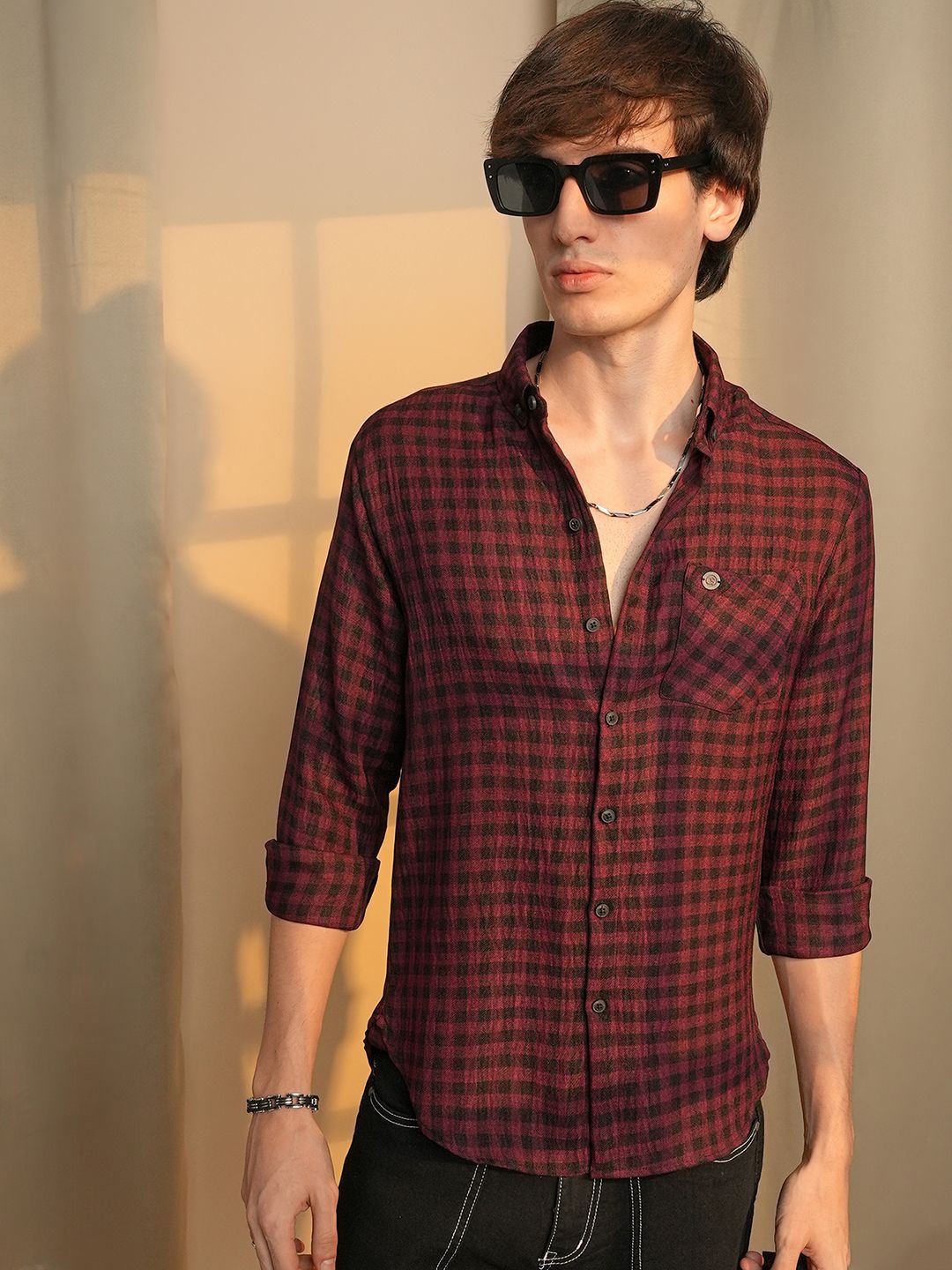 

Campus Sutra Men Comfort Checked Opaque Casual Shirt, Maroon
