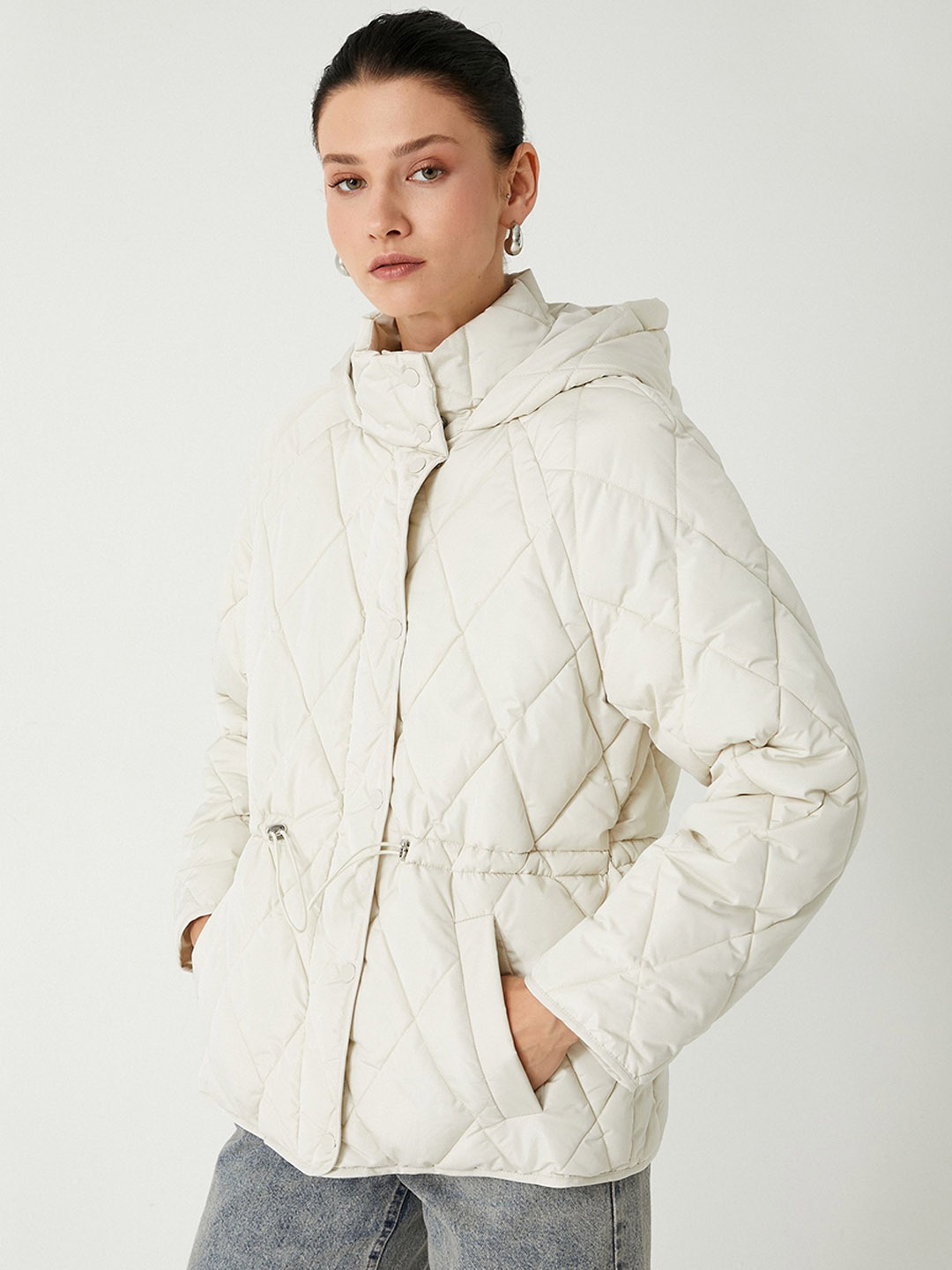 

Koton Women Solid Hooded Puffer Jacket, Off white