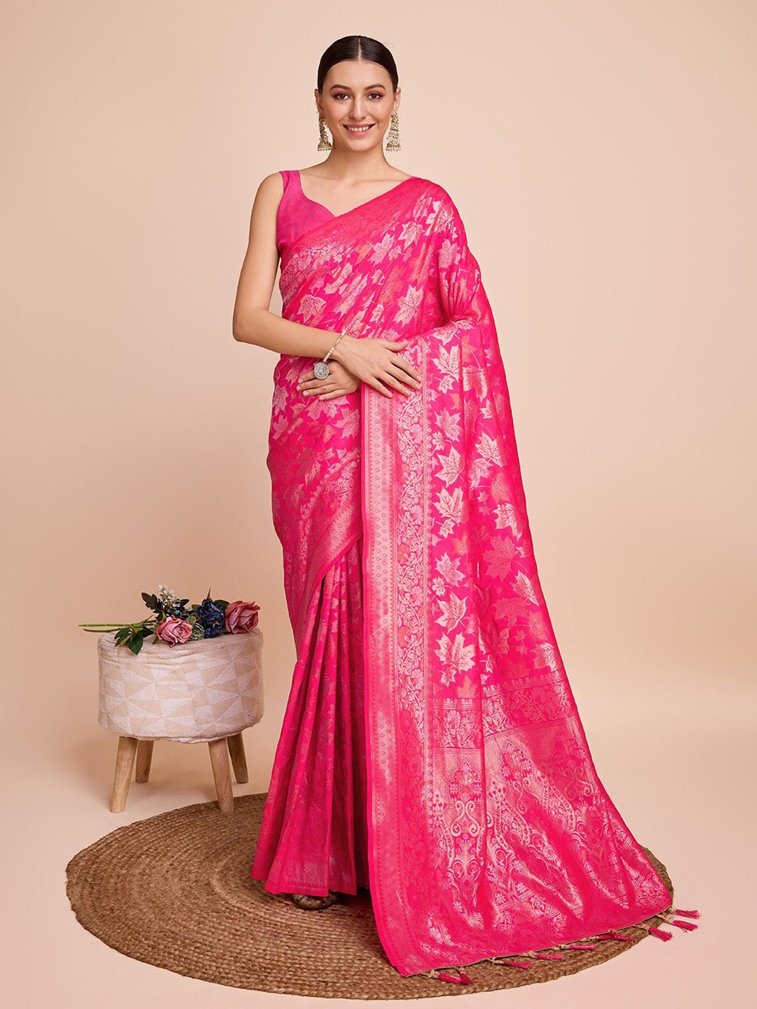 

bansari textiles Woven Design Banarasi Saree, Pink