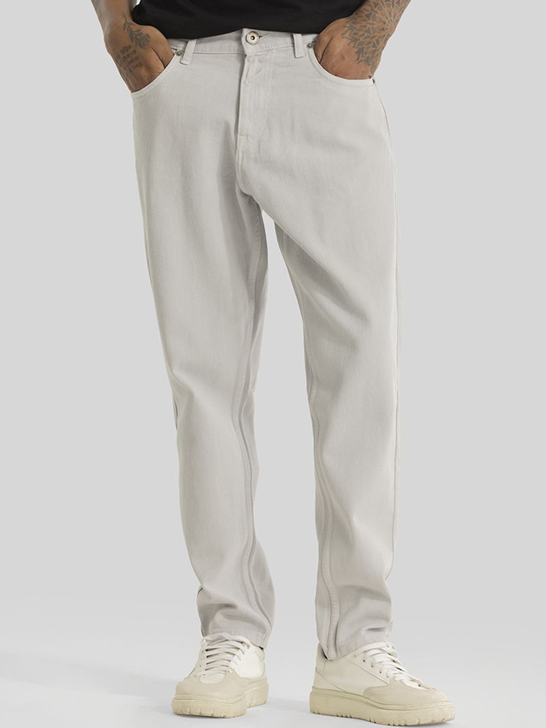 

Snitch Men Slouchy Fit Mid Rise Stretchable Jeans, Off white
