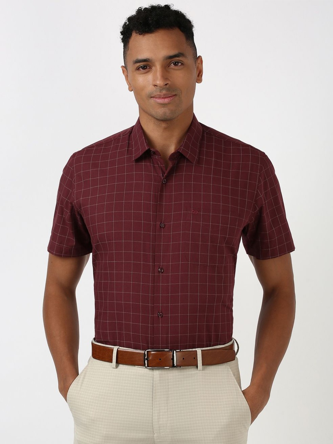 

Peter England Men Spread Collar Grid Tattersall Checked Polycotton Slim Fit Formal Shirt, Maroon