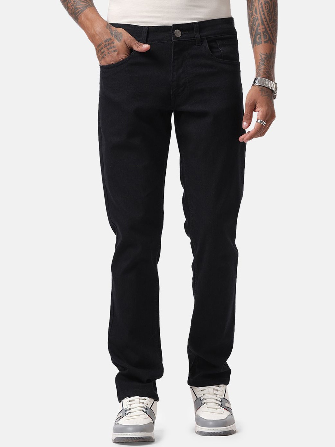 

WROGN Men Comfort Regular Fit Mid Rise Jeans, Black