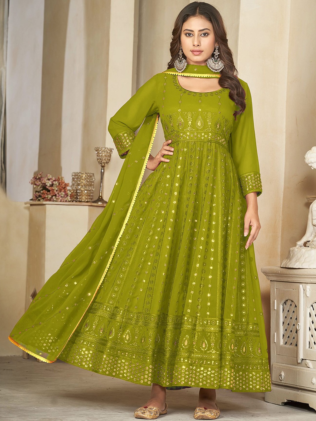

Warthy Ent Floral Embroidered Sequinned Semi-Stitched Dress Material, Green
