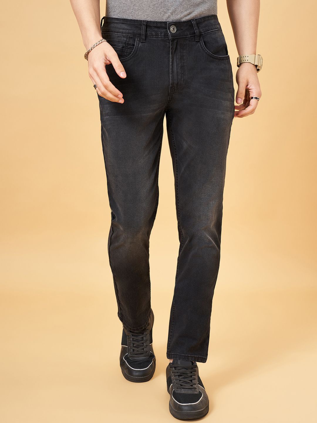 

SF JEANS by Pantaloons Men Slim Fit Mid-Rise Light Fade Jeans, Black