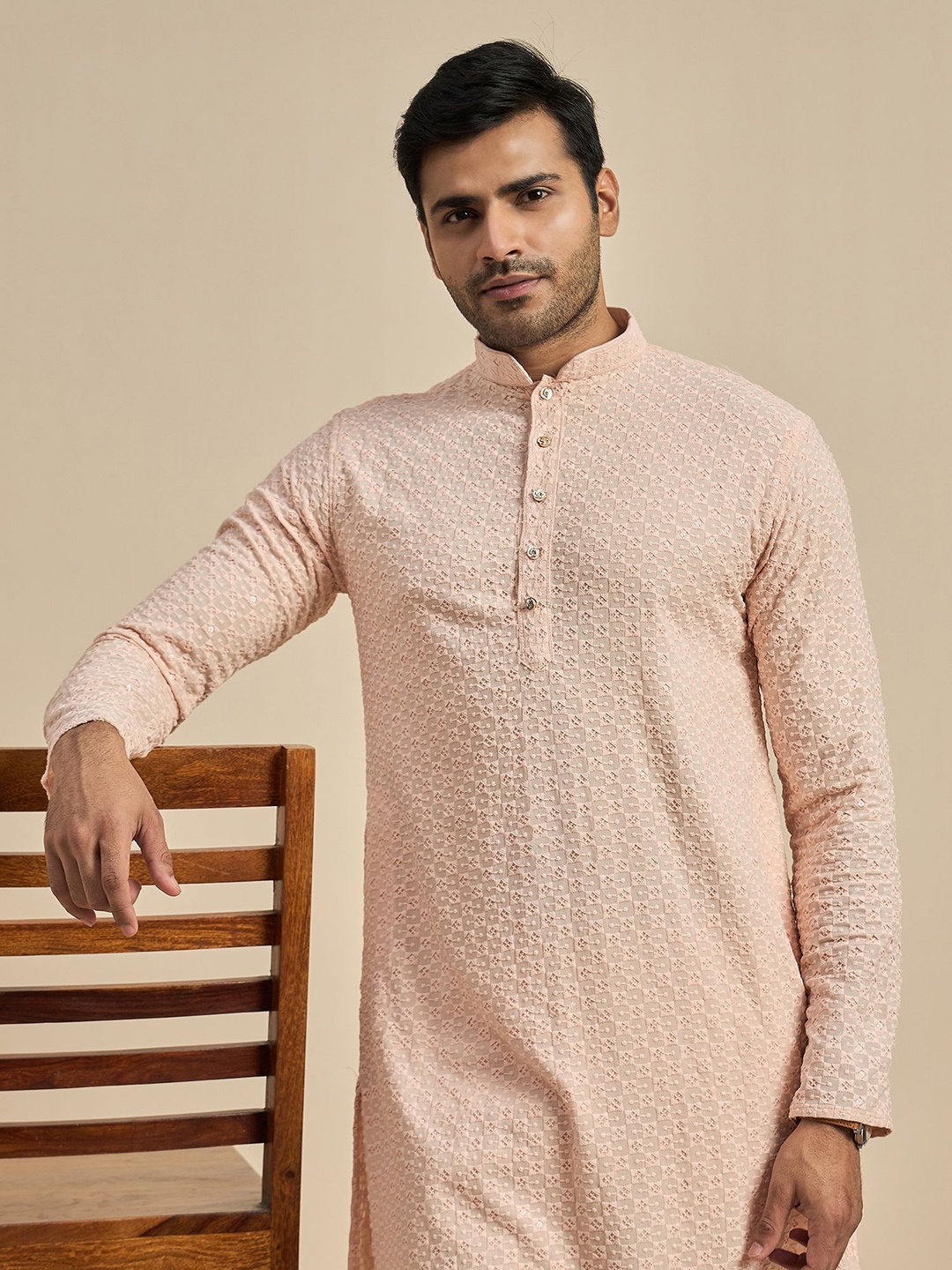 

Anouk Peach Geometric Embroidered Mandarin Collar Straight Kurta