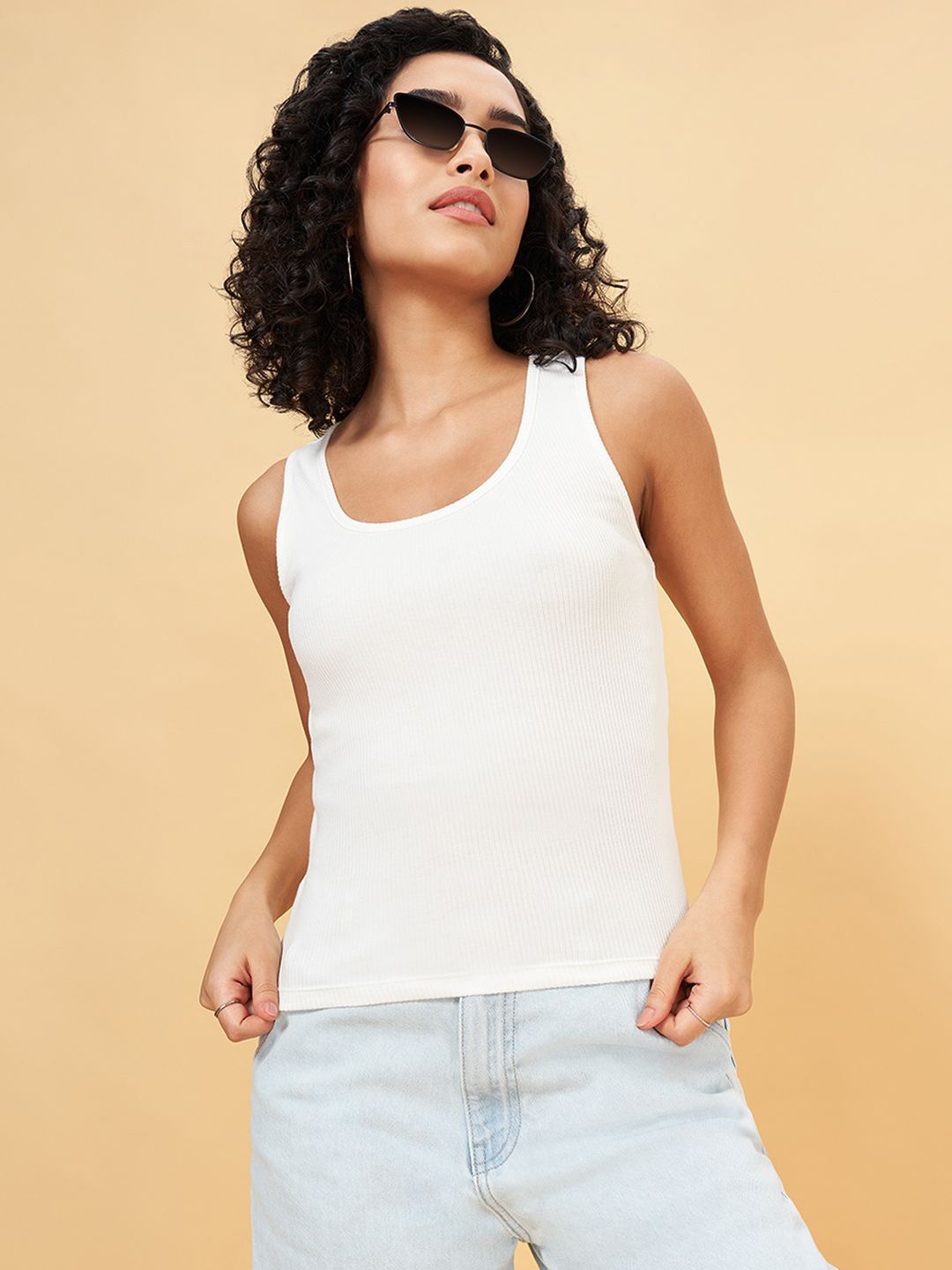 

People Women Solid Knits Round Neck Cotton Top, Off white