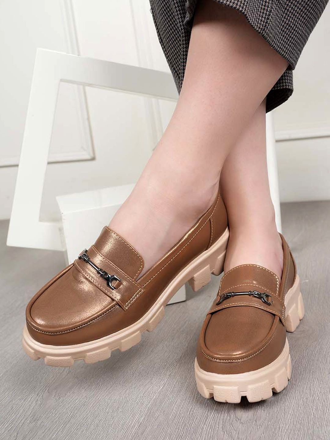 

DressBerry Women Round Toe Slip-On Sneakers With Buckles, Copper
