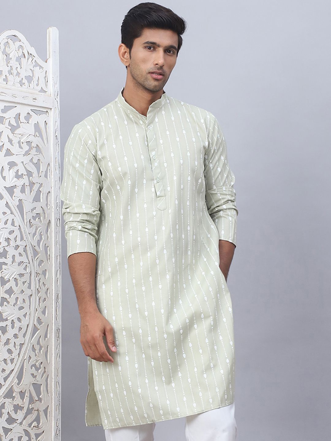 

Anouk Grey Geometric Printed Mandarin Collar Straight Kurta