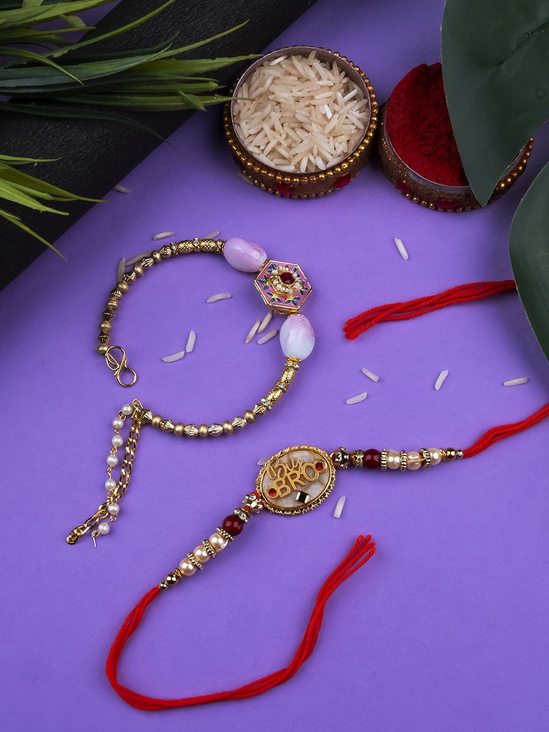 

StileAdda Thread Rakhi, Gold