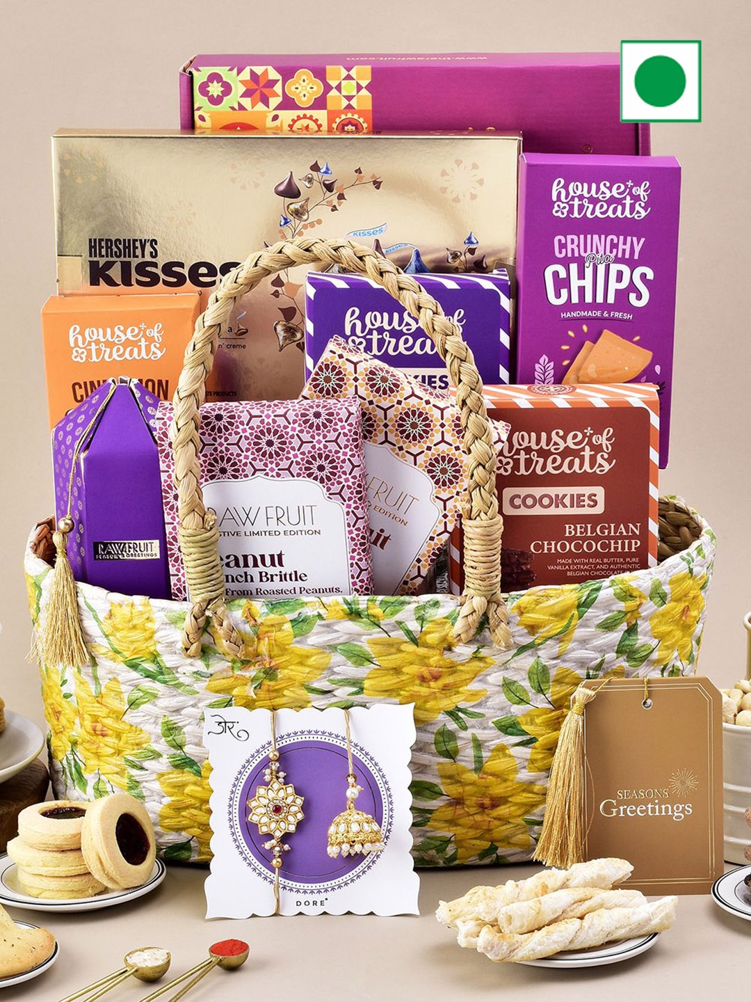 

RawFruit 1-Pcs Bhaiya Bhabhi Rakhi With Basket Assorted Gift Set, Brown