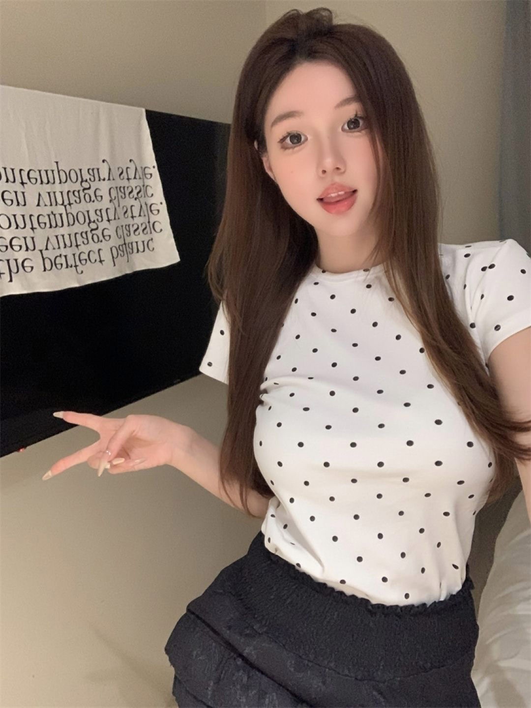 

KPOP Polka Dot Print Round Neck Short Sleeves Regular Top, White