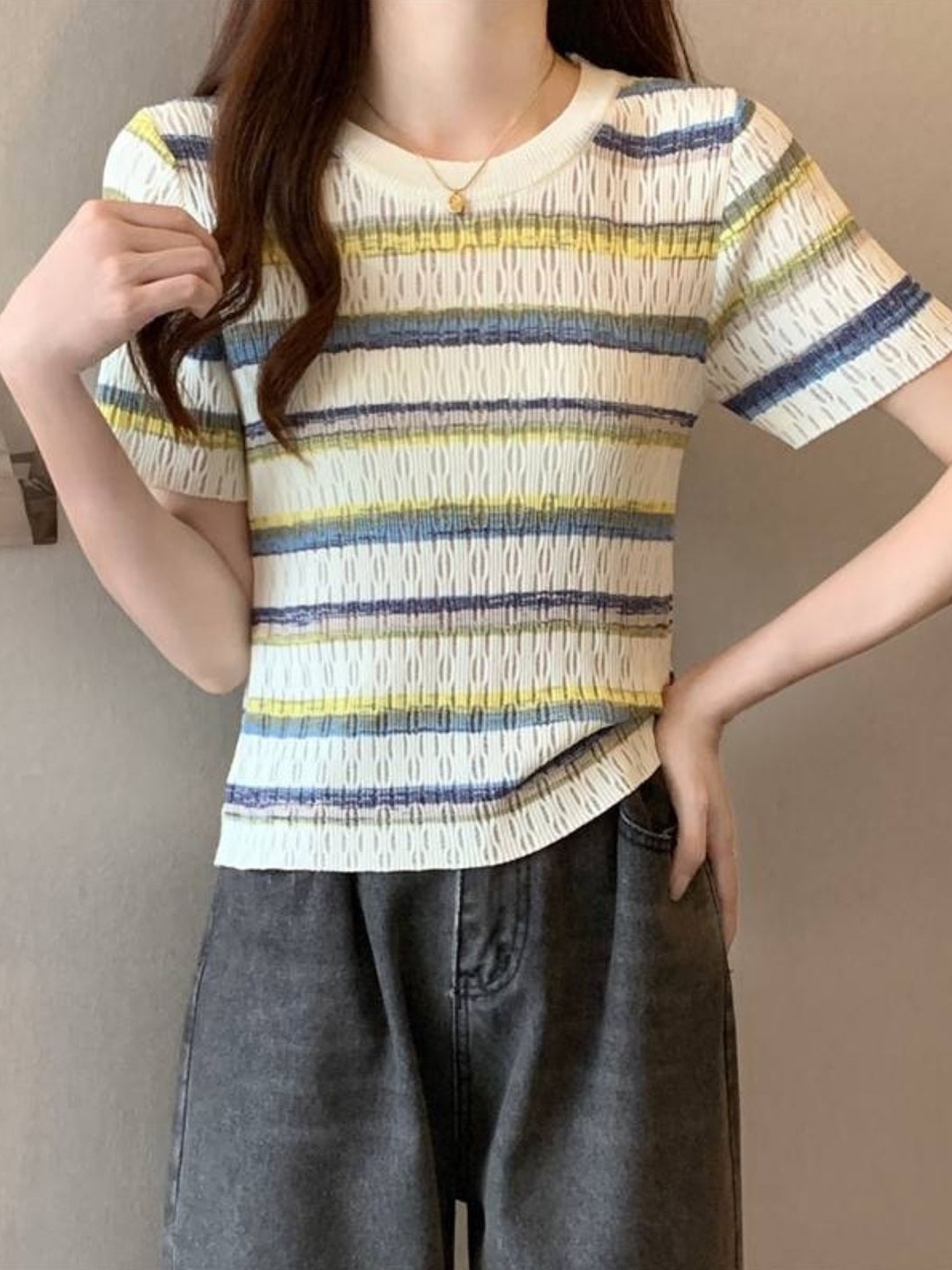 

KPOP Women Round Neck Short Sleeves Horizontal Stripes Cotton Top, Yellow