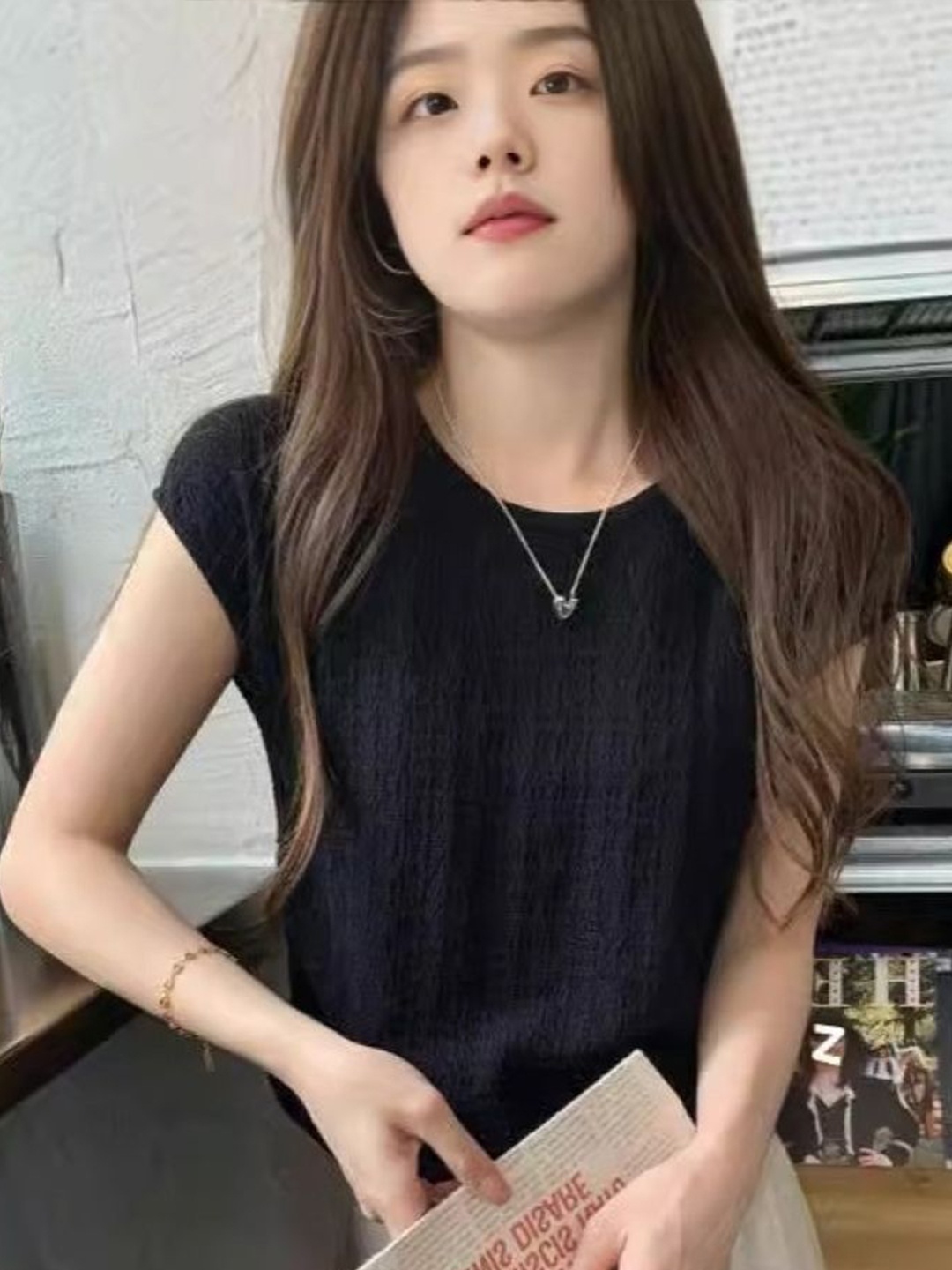 

KPOP Women Round Neck Short Sleeves Top, Black